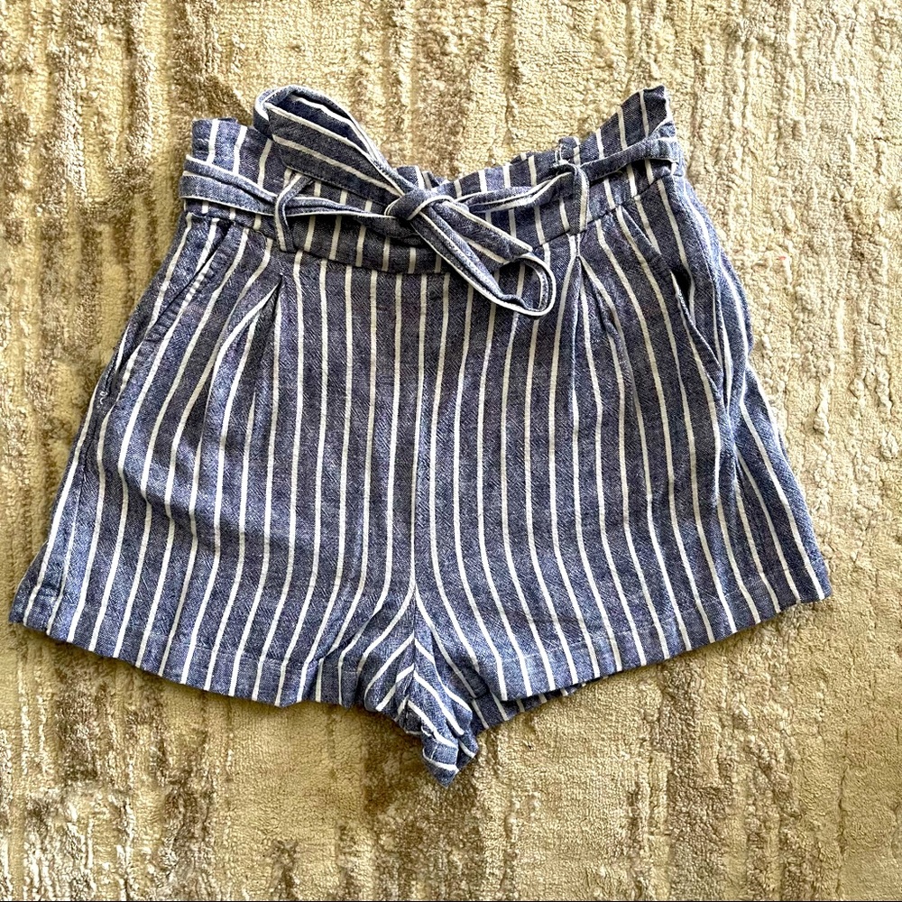 High waisted shorts size small